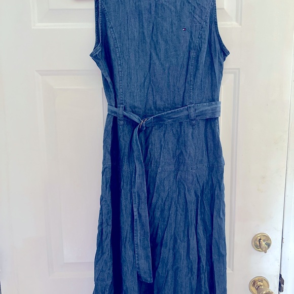 Tommy Hilfiger size 10 Denim Sleeveless Belted Dress - Picture 1 of 7
